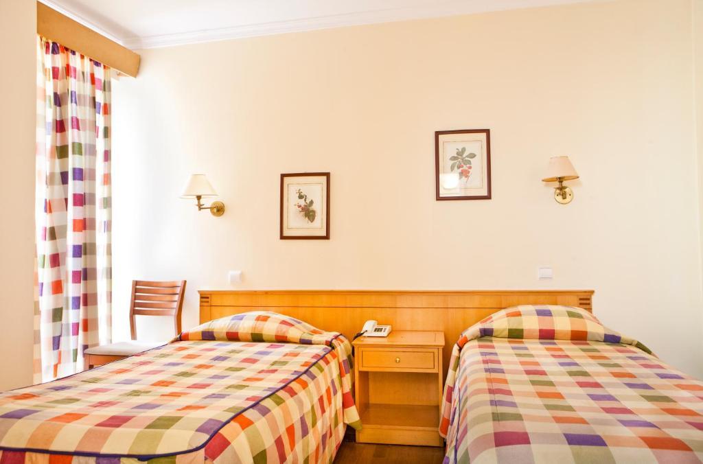 Residencial Colombo Bed & Breakfast Funchal  Room photo